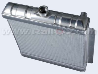 Classic look header tank